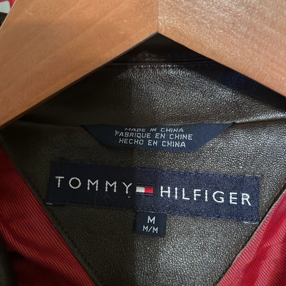 Tommy Hilfiger men’s brown leather silk lined medium jacket. Perfect condition. - Picture 4 of 8